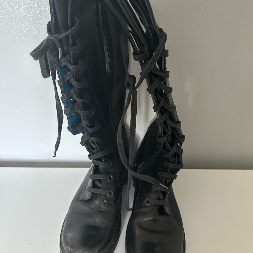 Black Lace-Up Women's Boots